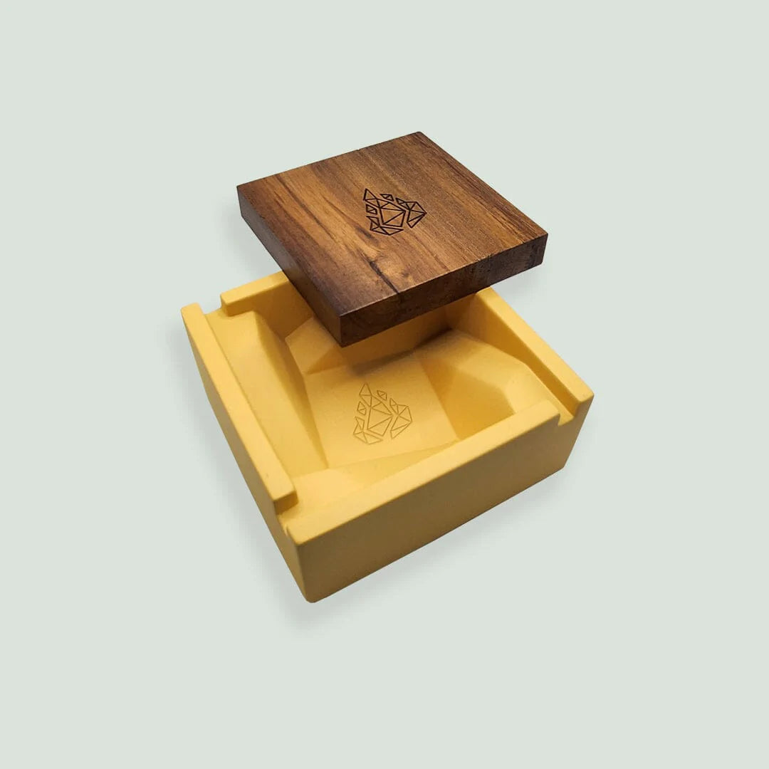 BRIQ Concrete Ashtray by BRNT  :  Yellow